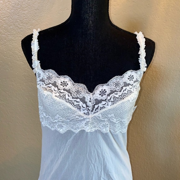 New white sheer chemise with lace - Picture 3 of 6